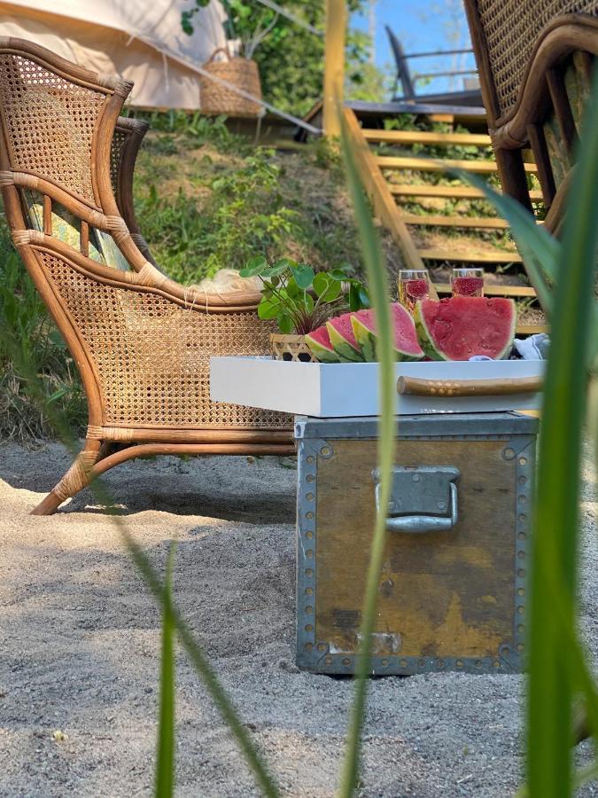 Hotel Idyllisk Glamping Rett Ved Elven Skien Exterior foto